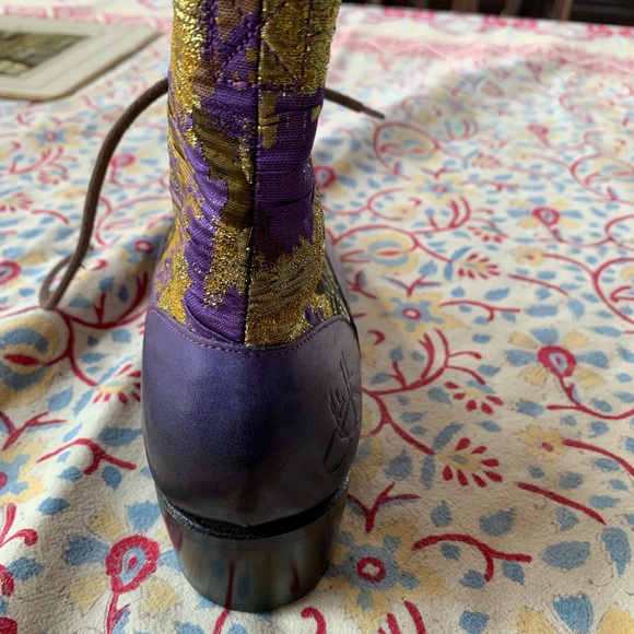 Fox & Fluevog lace up boots - Picture 3 of 5